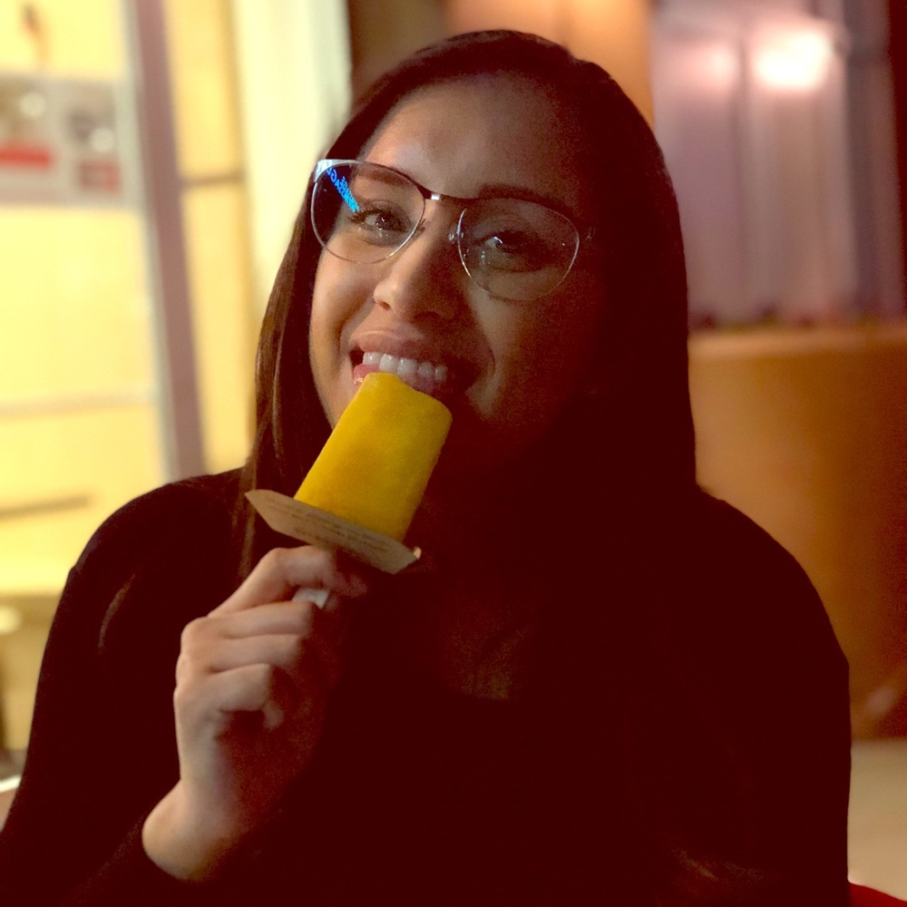 Meet your Posher, Zayra